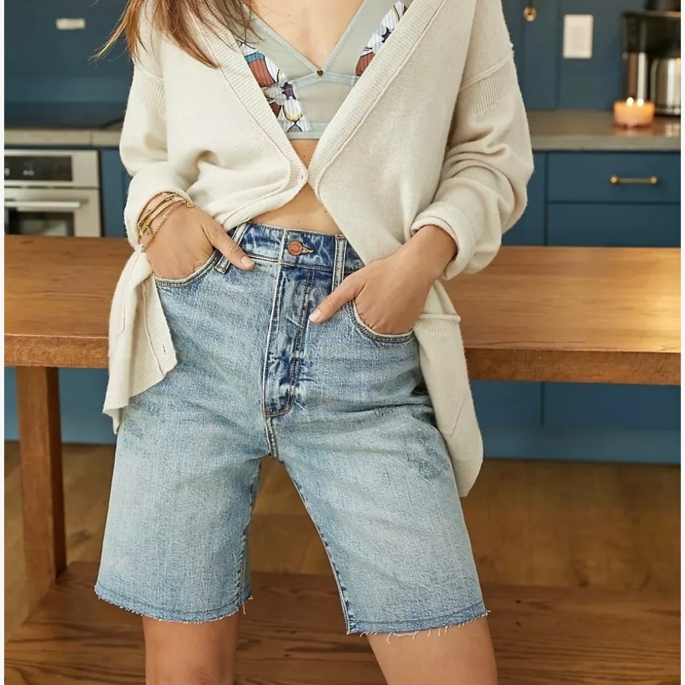 Anthropologie Pilcro Denim Bermuda Shorts 25